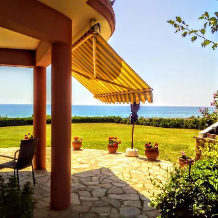 Maronia Villa *
